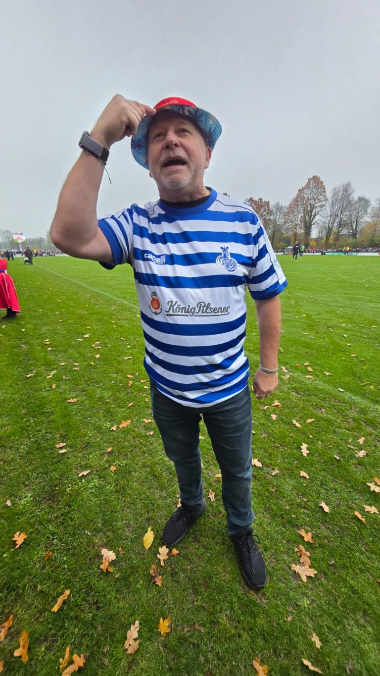 Das Märchen der „Roten Mützen“…