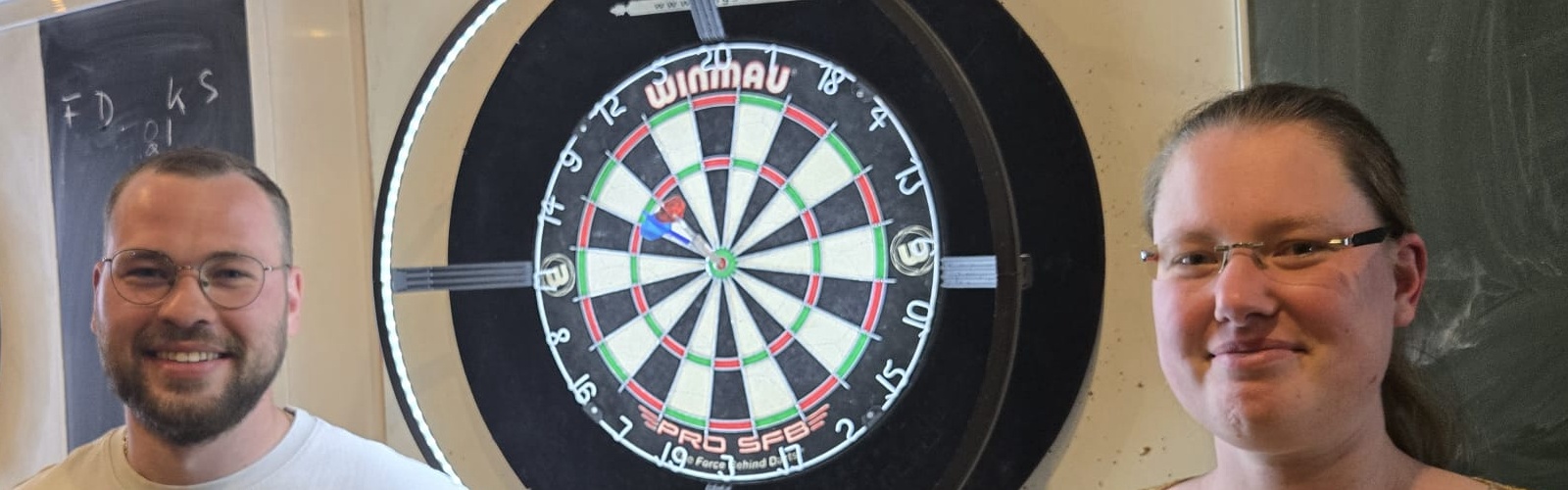 Dart 100, Gehfussi und Rasenpflege… Dart 100, Gehfussi und Rasenpflege…