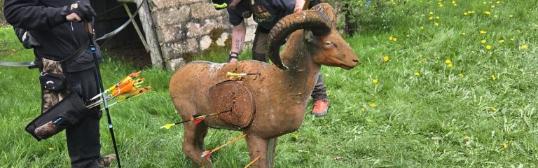 Biersdorf, Tag I und II, Handwarme Bratwurst und Bogenschießen…