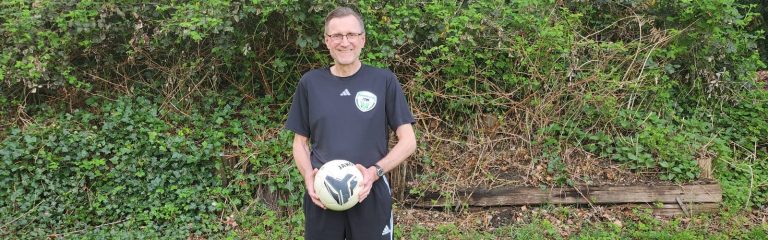 Vortrag Regelkunde Gehfussball mit Bernd im VH…